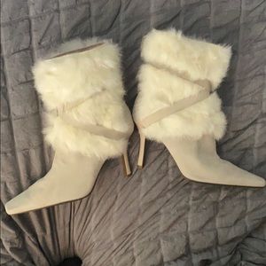 Rabbit fur suede boots